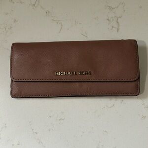 Mauve Michael Kors wallet